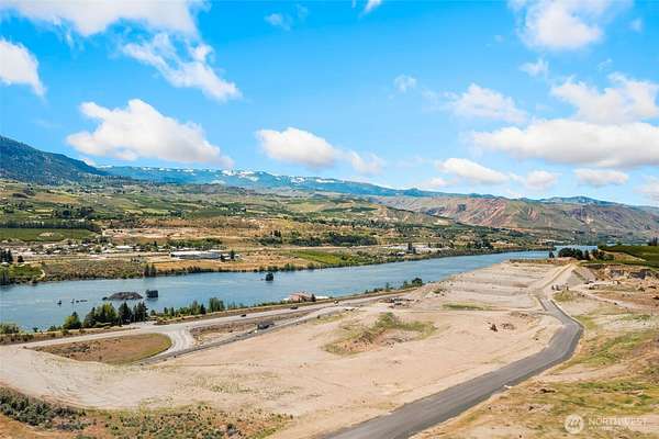 1 Acre of Residential Land for Sale in East Wenatchee, Washington