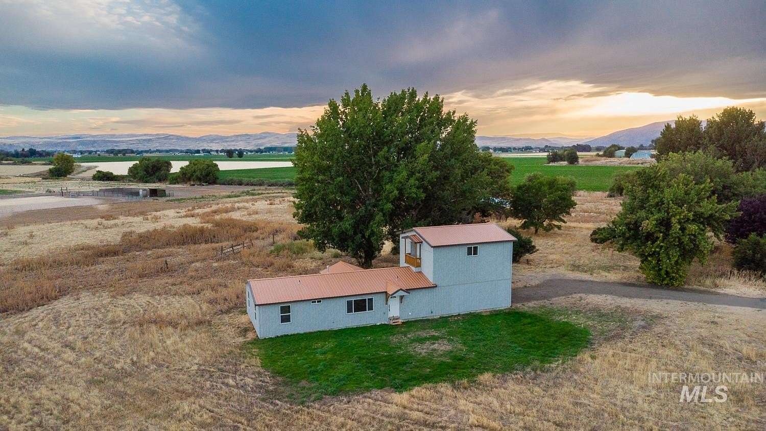 7.63 Acres of Land with Home for Sale in Weiser, Idaho