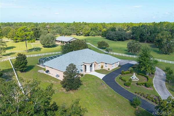 10 Acres of Land with Home for Sale in Beverly Hills, Florida