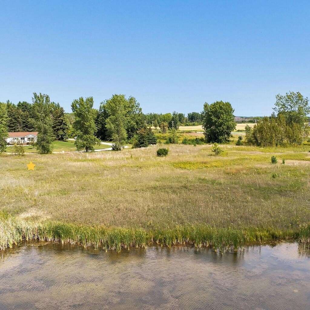 0.75 Acres of Residential Land for Sale in Sturgeon Bay, Wisconsin