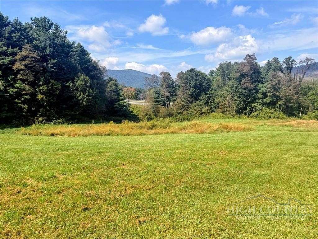 1.31 Acres of Residential Land for Sale in Jefferson, North Carolina
