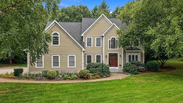 3.5 Acres of Land with Home for Sale in Amherst, New Hampshire