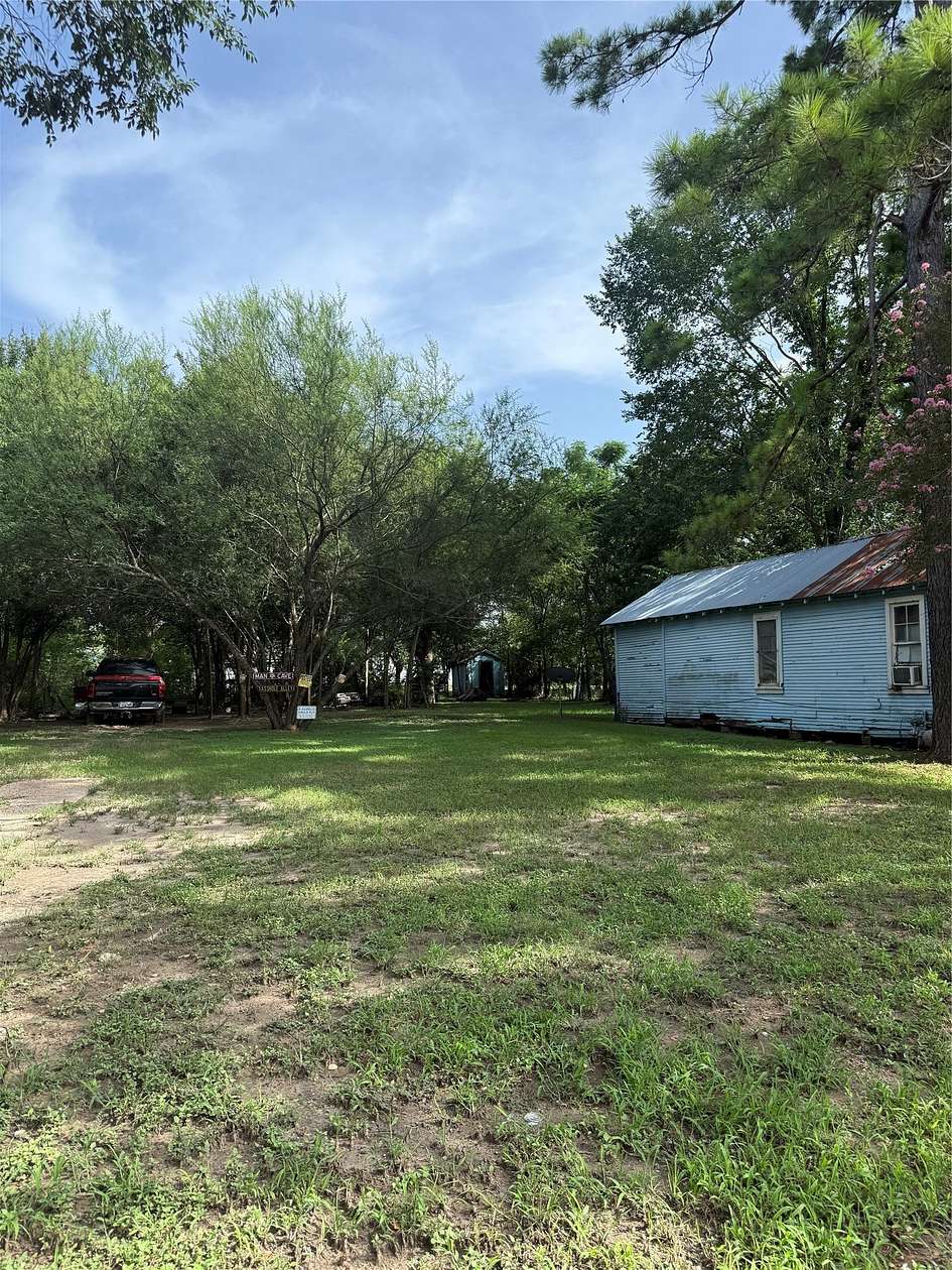 0.15 Acres of Residential Land for Sale in Navasota, Texas