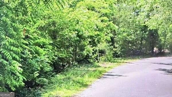 0.72 Acres of Mixed-Use Land for Sale in Ringgold, Georgia