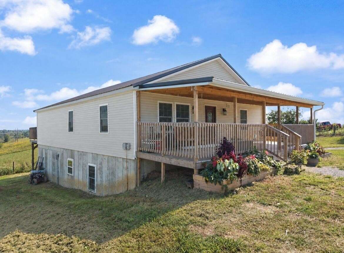 11 Acres of Land with Home for Sale in Sharpsburg, Kentucky