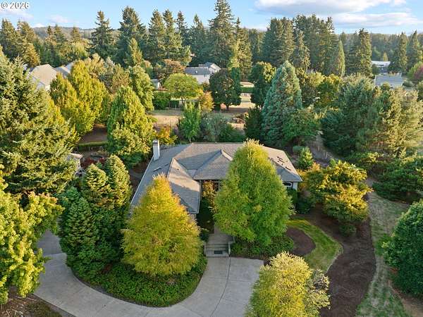 1.88 Acres of Land with Home for Sale in Beavercreek, Oregon