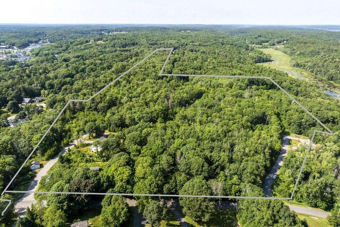 37 Acres of Recreational & Residential Land for Sale in Boothbay Harbor, Maine