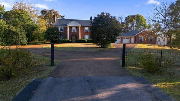 27.2 Acres of Land with Home for Sale in Lebanon, Tennessee