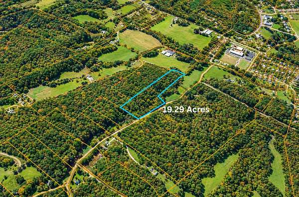 19.3 Acres of Land for Sale in Waynesboro, Tennessee