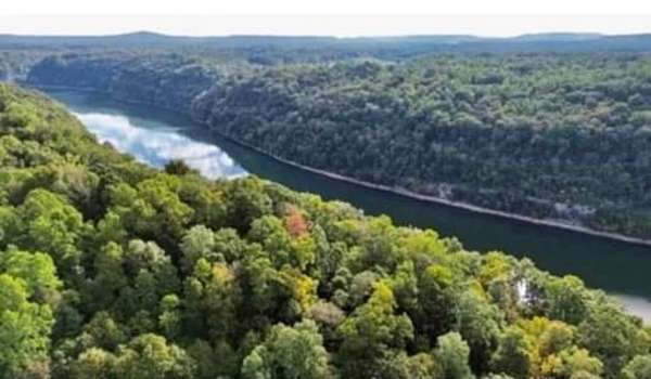 6.56 Acres of Residential Land for Sale in Smithville, Tennessee
