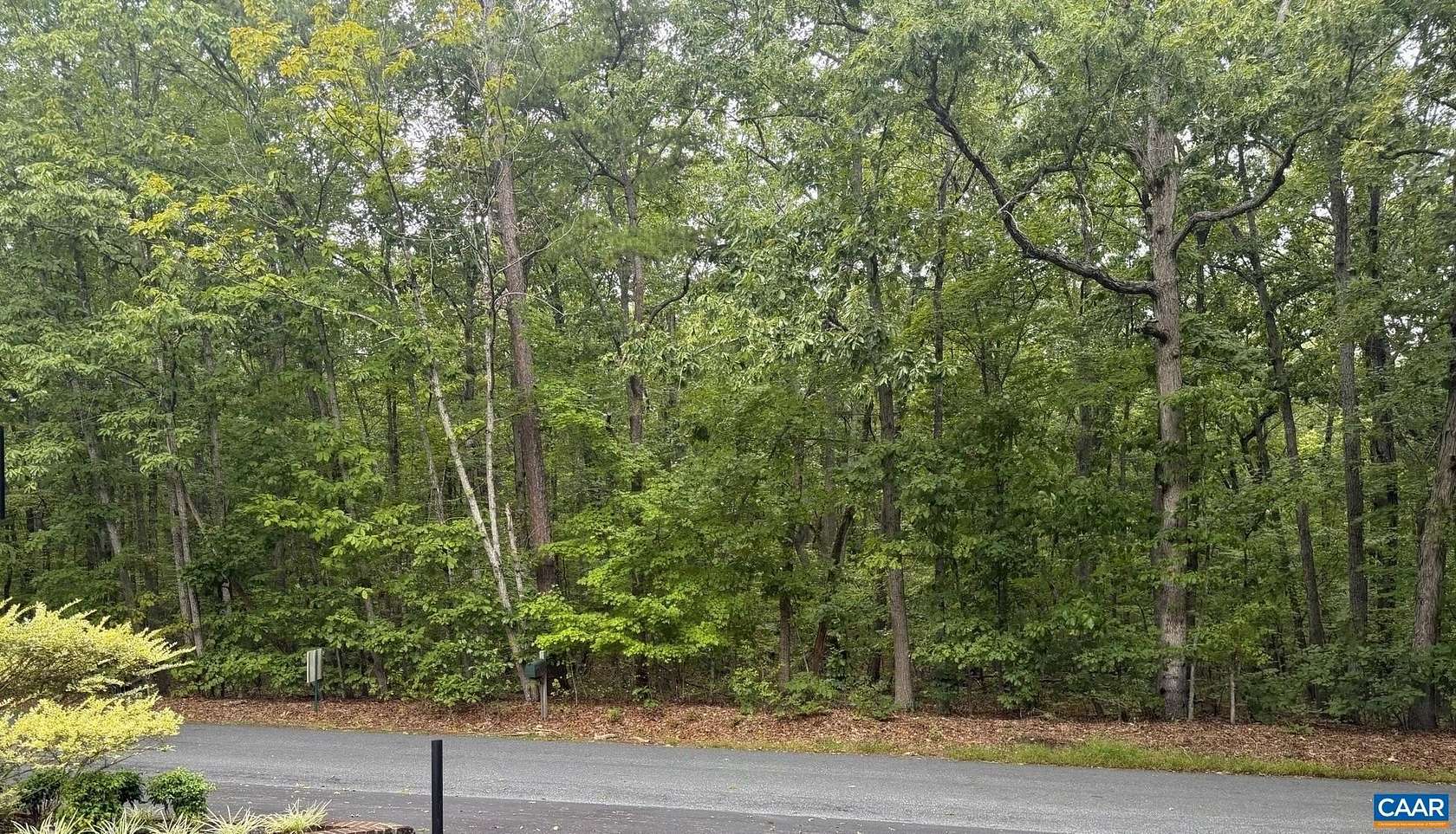 21 Acres of Recreational & Residential Land for Sale in Scottsville, Virginia