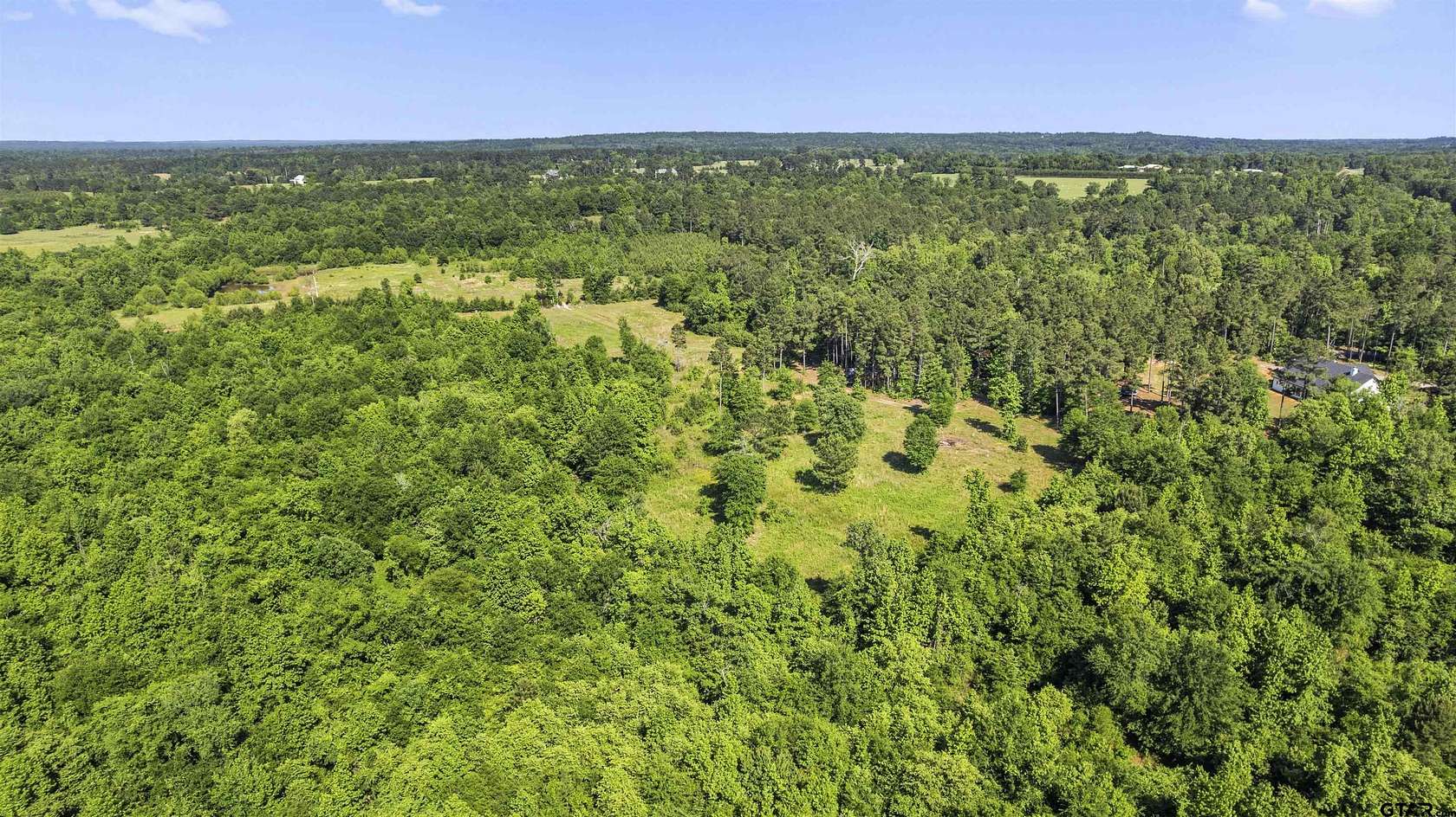 30 Acres of Recreational & Residential Land for Sale in Lindale, Texas