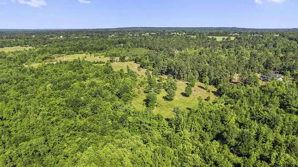 30 Acres of Recreational & Residential Land for Sale in Lindale, Texas