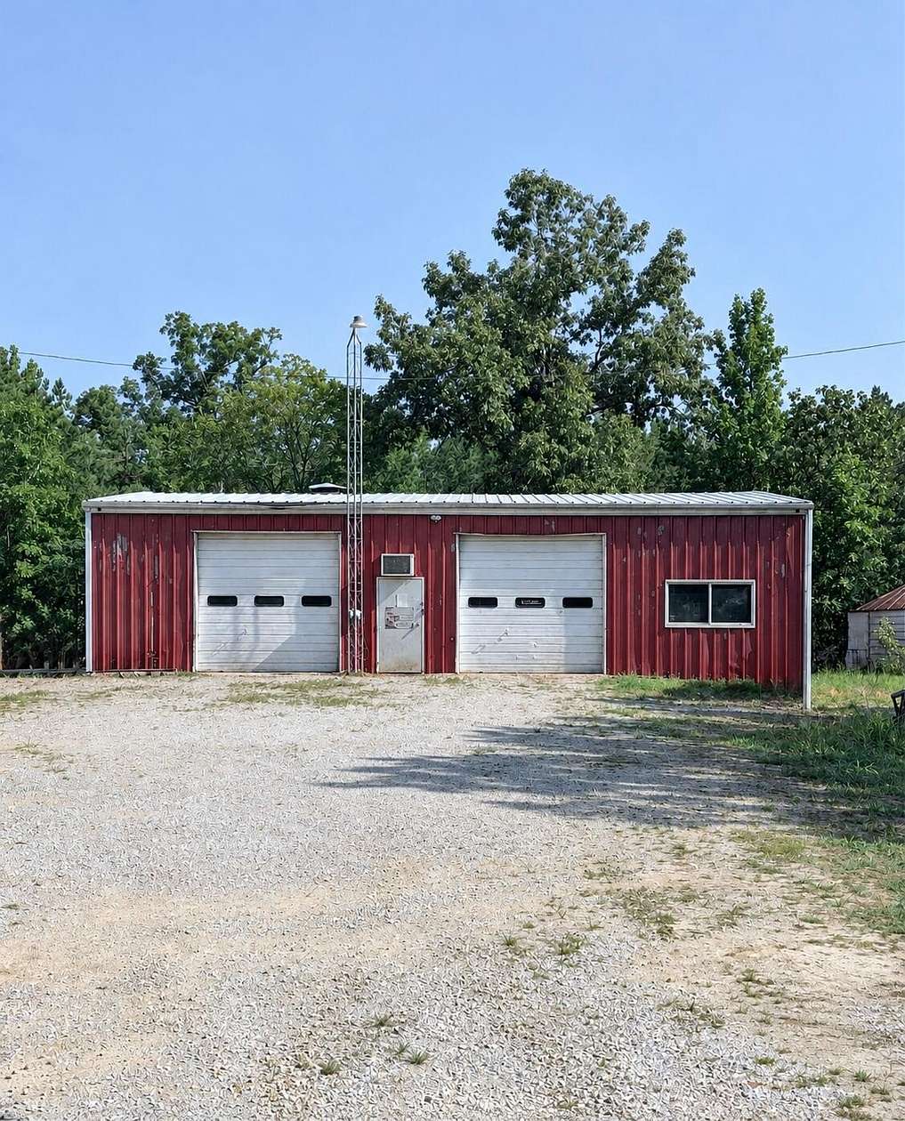 15.9 Acres of Improved Land for Sale in Baldwyn, Mississippi