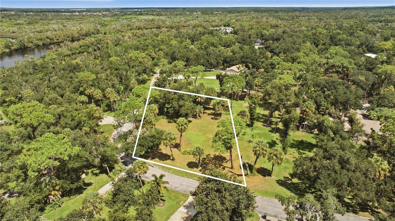 0.9 Acres of Residential Land for Sale in Bradenton, Florida