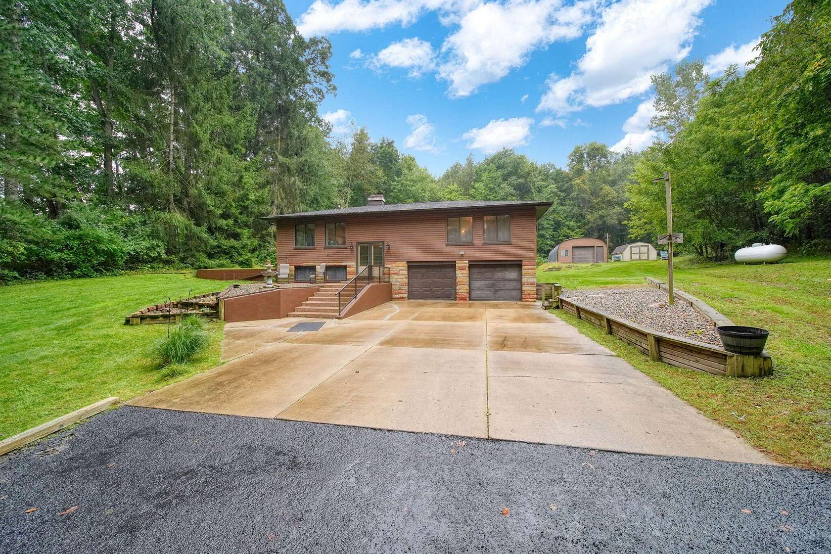 10 Acres of Recreational Land with Home for Sale in Parma, Michigan