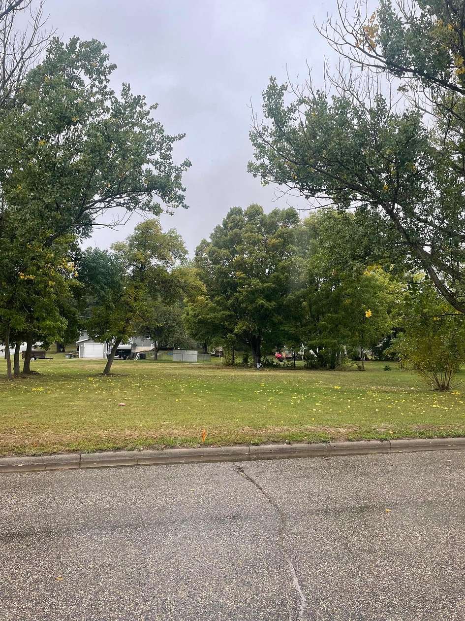 0.48 Acres of Residential Land for Sale in Alexandria, Minnesota