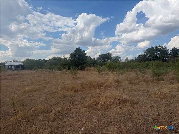 2 Acres of Residential Land for Sale in Gatesville, Texas