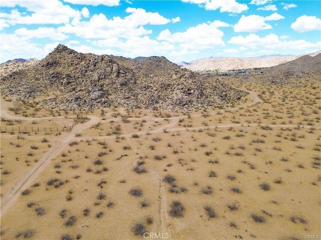 5 Acres of Residential Land for Sale in Apple Valley, California