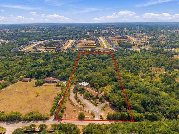10 Acres of Improved Mixed-Use Land for Sale in Midlothian, Texas