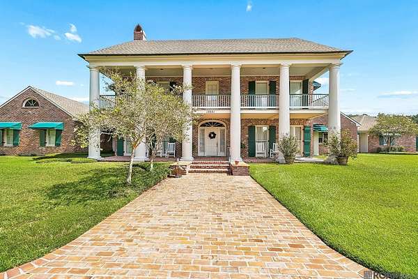 114 Acres of Land with Home for Sale in Pride, Louisiana