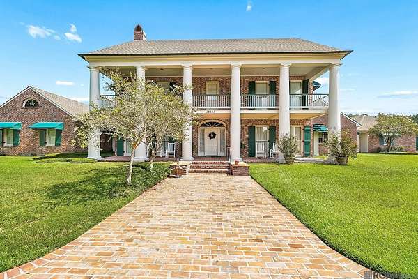 114 Acres of Land with Home for Sale in Pride, Louisiana