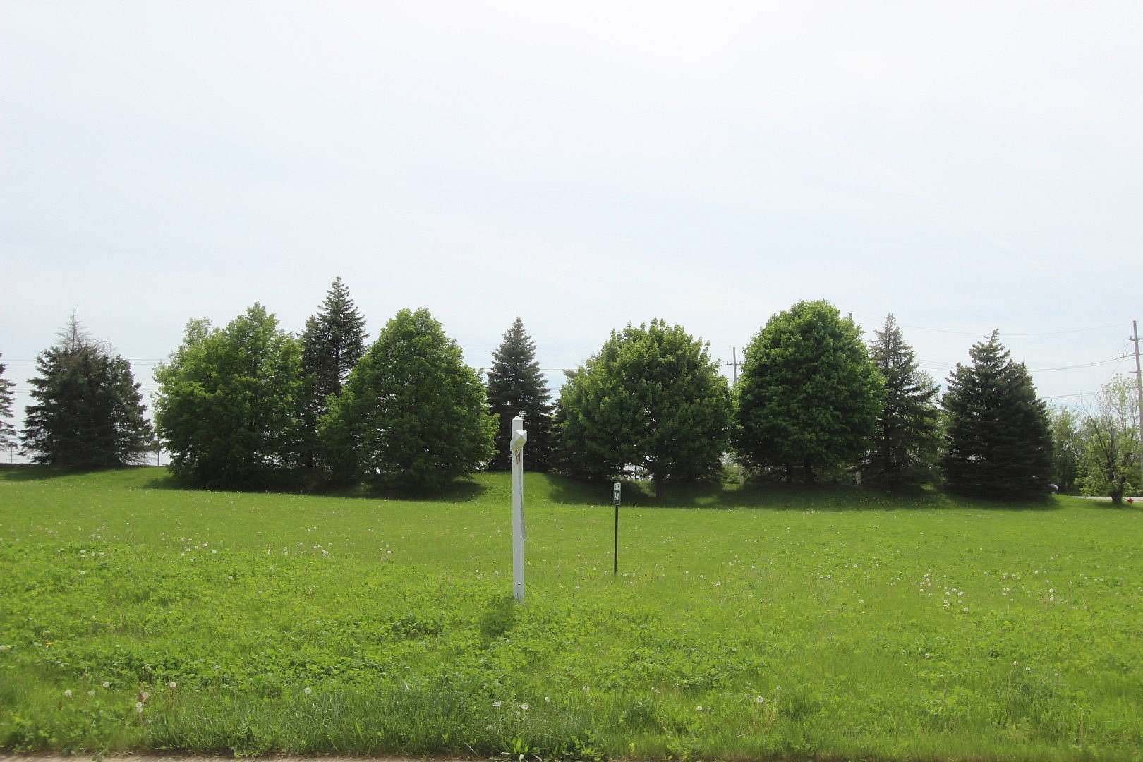 0.83 Acres of Residential Land for Sale in Lakewood, Illinois