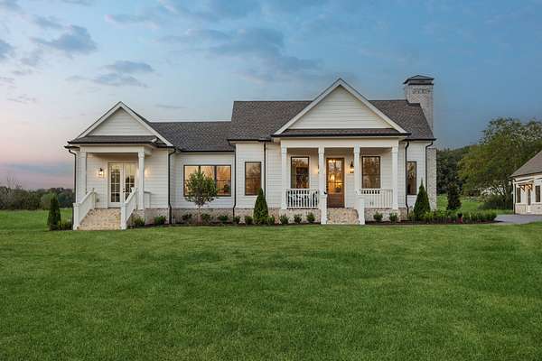 12 Acres of Land with Home for Sale in Chapel Hill, Tennessee
