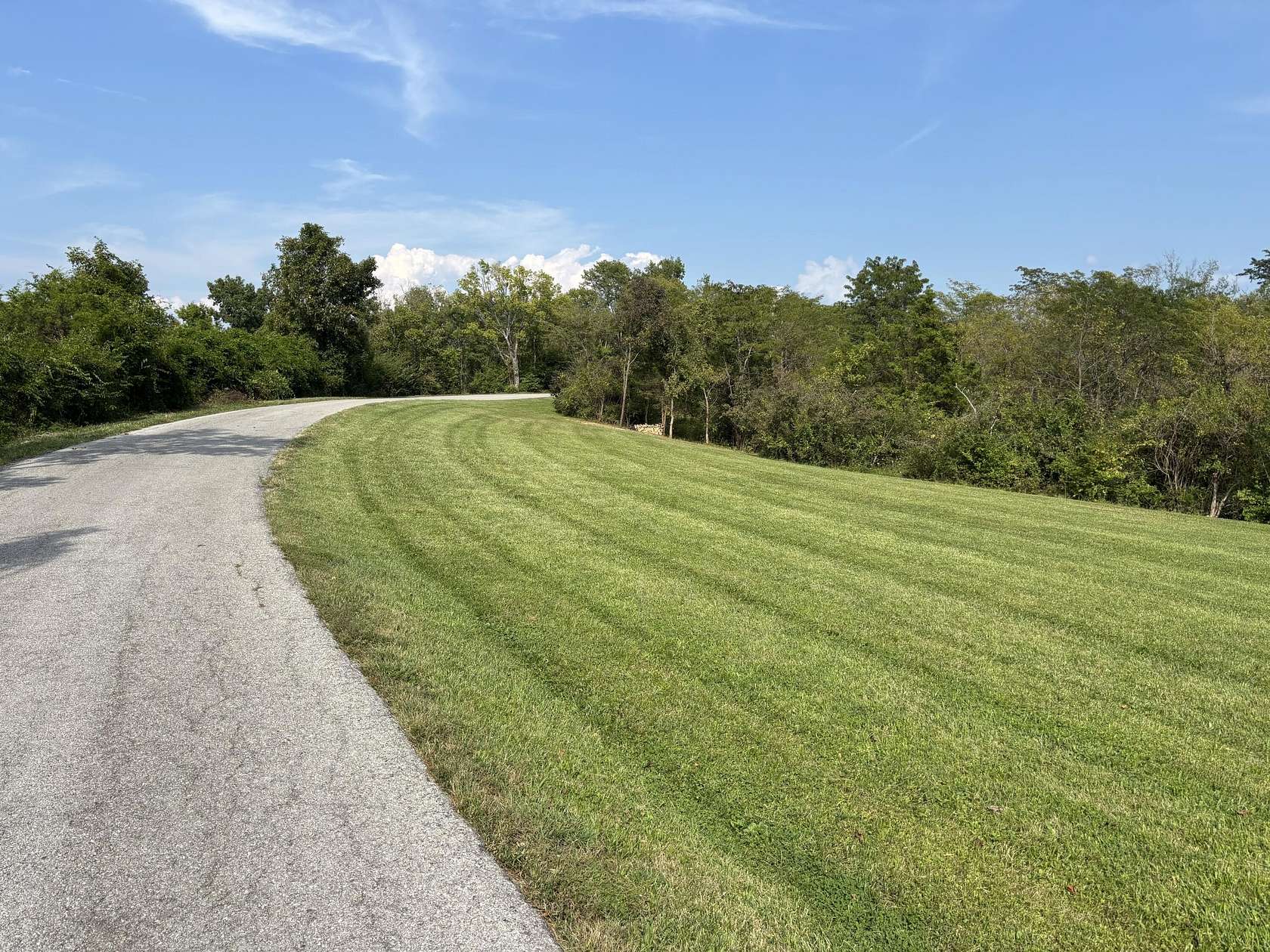 19.6 Acres of Recreational & Residential Land for Sale in Williamstown, Kentucky