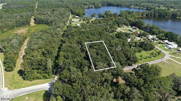 0.37 Acres of Residential Land for Sale in Interlachen, Florida