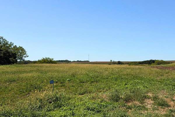 2.56 Acres of Residential Land for Sale in Glenwood, Iowa