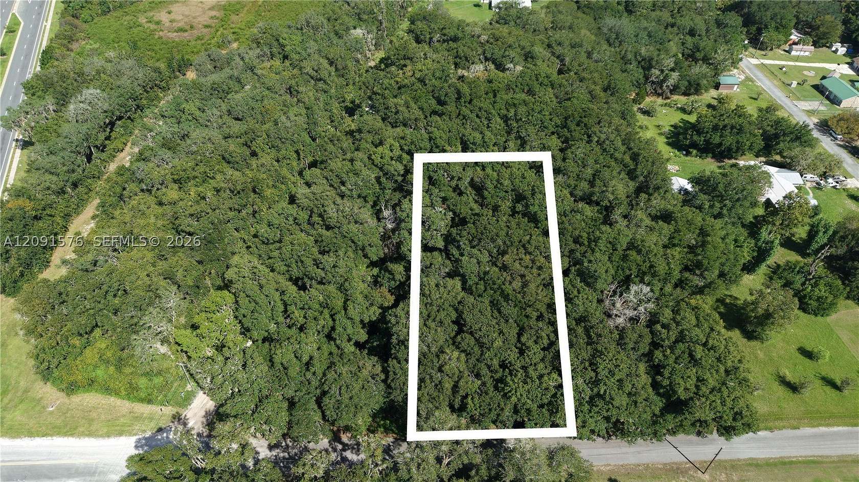 0.26 Acres of Residential Land for Sale in Interlachen, Florida