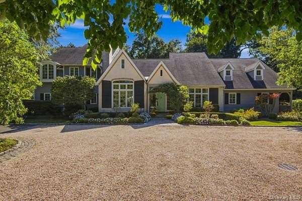 2 Acres of Land with Home for Sale in East Setauket, New York