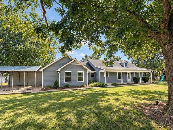 4 Acres of Land with Home for Sale in Millington, Tennessee