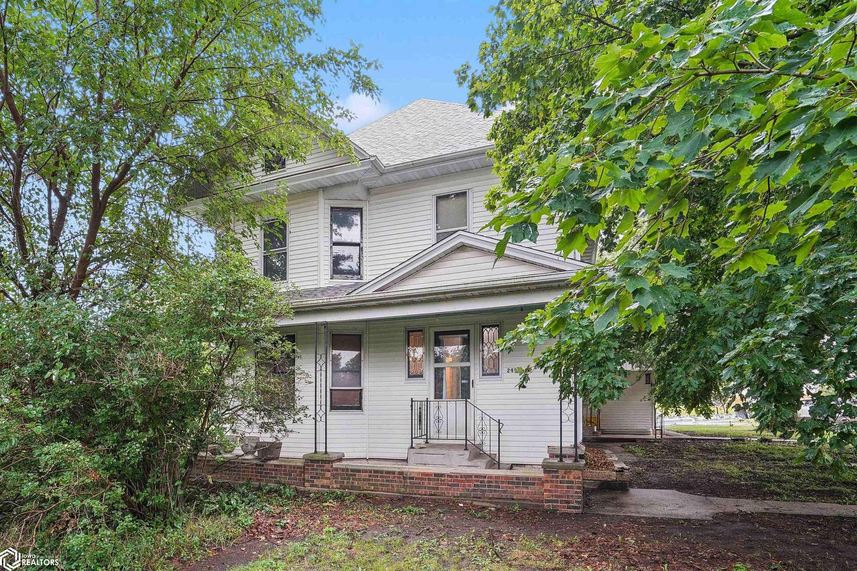 2 Acres of Land with Home for Sale in Mount Union, Iowa