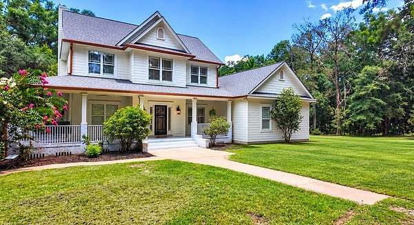 19.4 Acres of Land with Home for Sale in Boston, Georgia