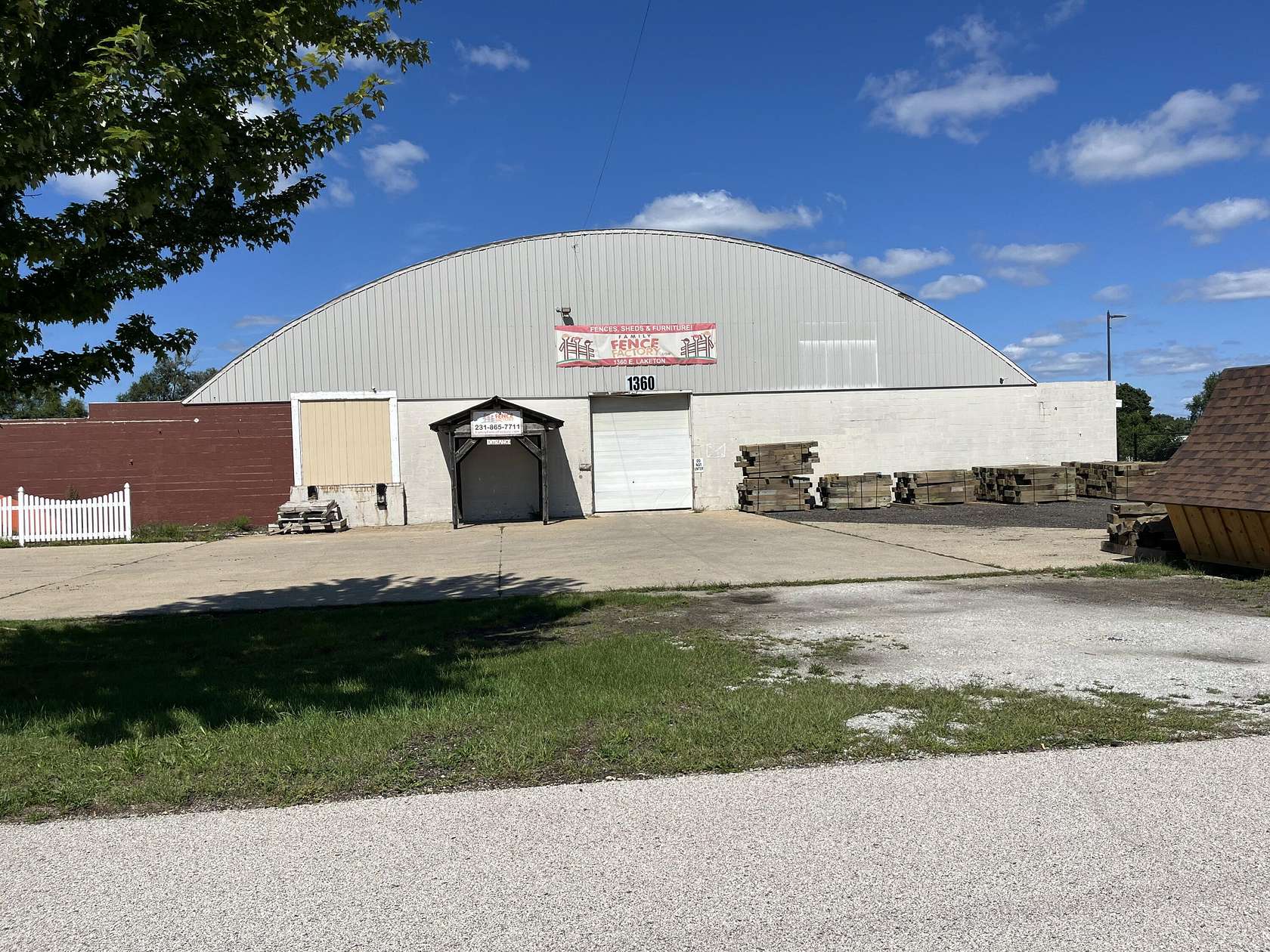 2.46 Acres of Improved Commercial Land for Sale in Muskegon, Michigan