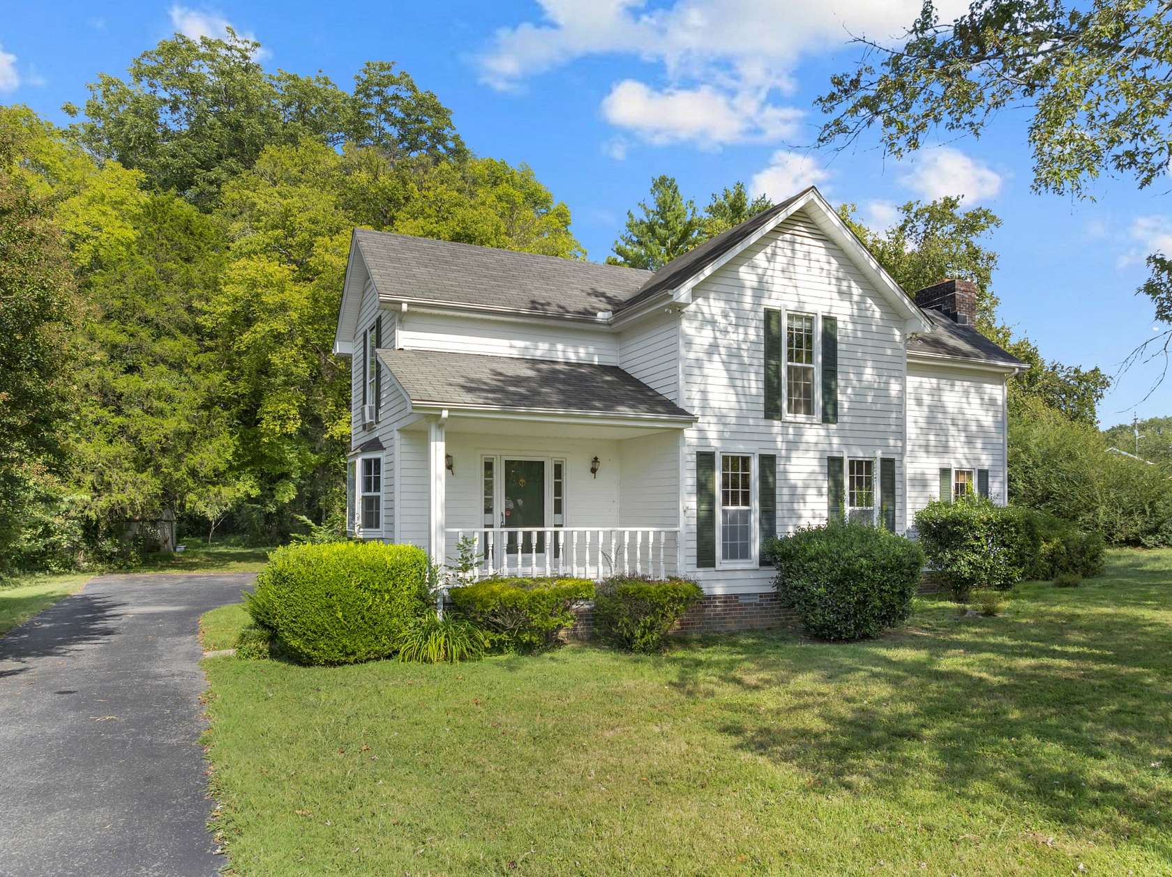 1.72 Acres of Land with Home for Sale in Shelbyville, Tennessee