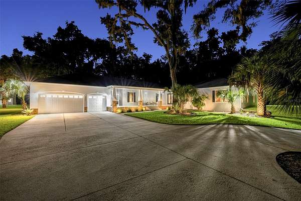 10 Acres of Recreational Land with Home for Sale in Land O' Lakes, Florida