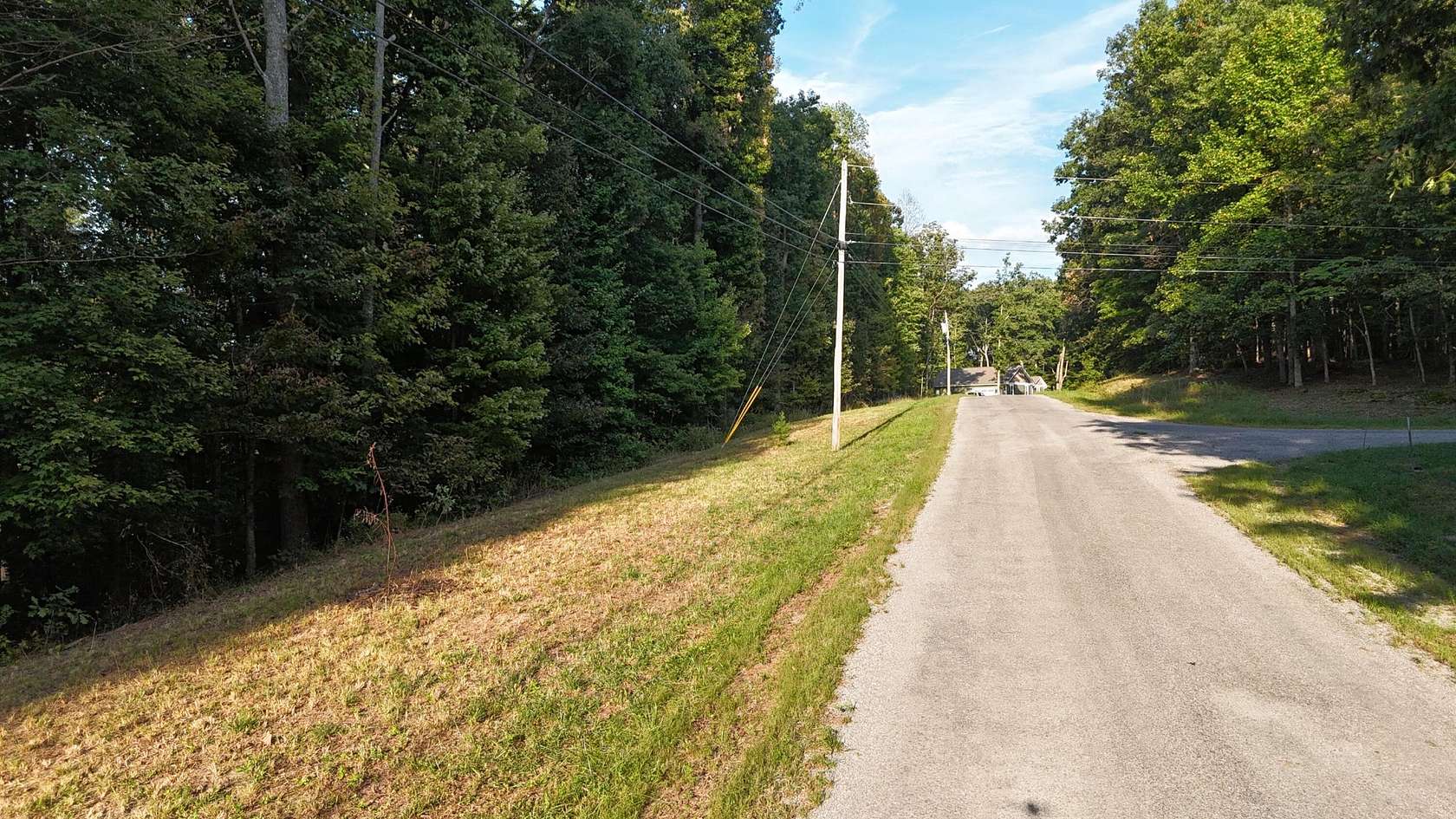 2.7 Acres of Residential Land for Sale in Monterey, Tennessee