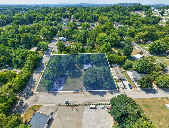 1.15 Acres of Commercial Land for Sale in Columbia, Tennessee