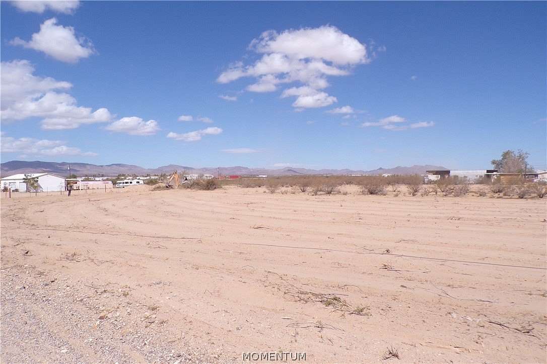 2 Acres of Residential Land for Sale in Golden Valley, Arizona