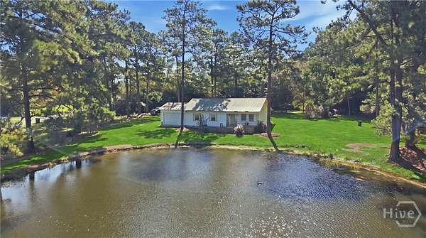 1.59 Acres of Land with Home for Sale in Screven, Georgia