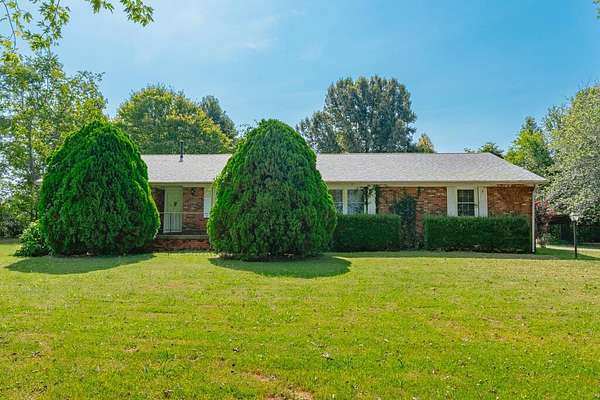 1.68 Acres of Land with Home for Sale in Madisonville, Kentucky