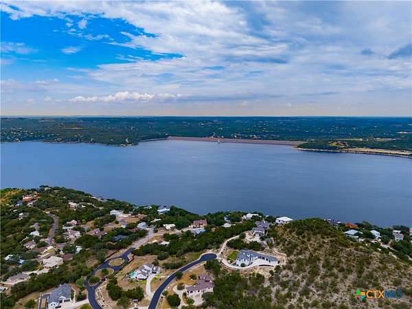 1 Acre of Residential Land for Sale in Canyon Lake, Texas