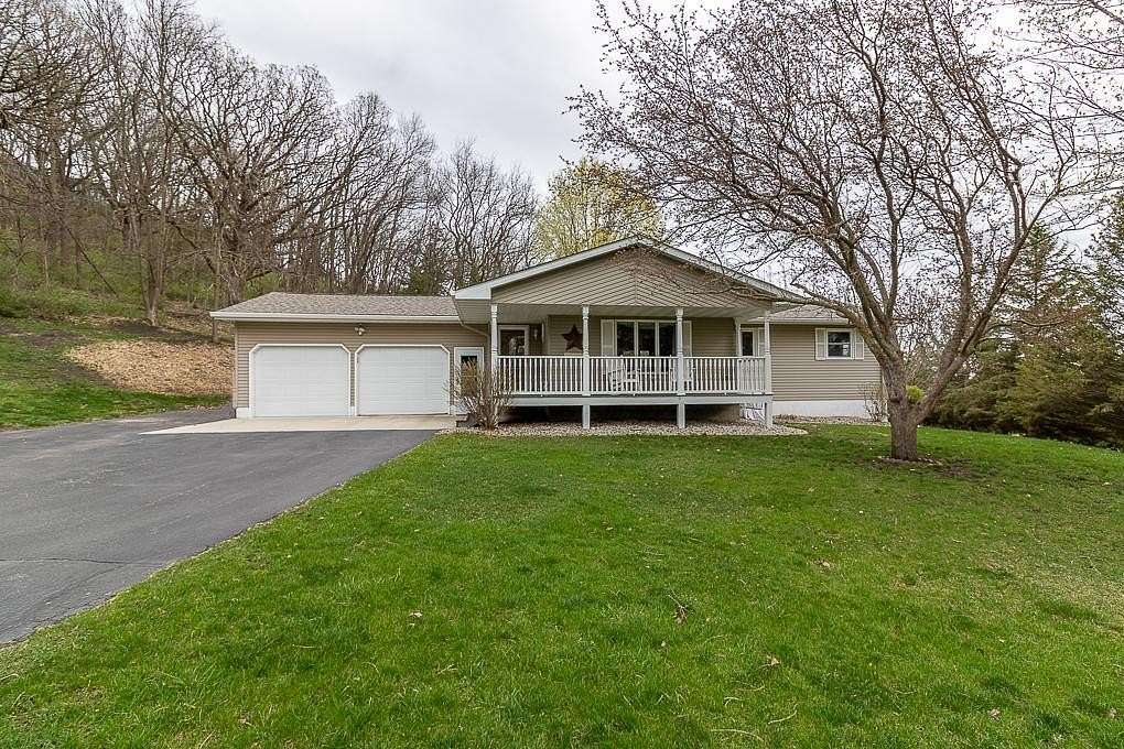 5 Acres of Land with Home for Sale in Kasota, Minnesota