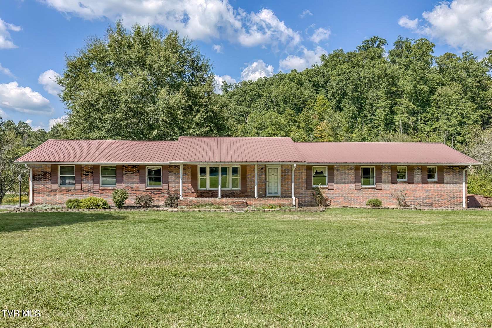 10.8 Acres of Land with Home for Sale in Bristol, Tennessee