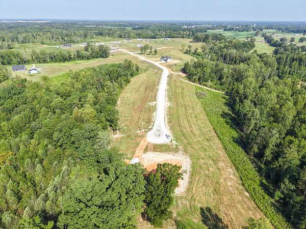 1 Acre of Residential Land for Sale in Loretto, Tennessee