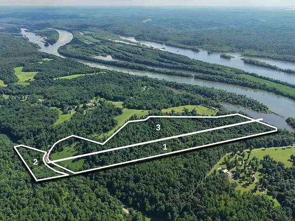 51 Acres of Land for Auction in Dover, Tennessee