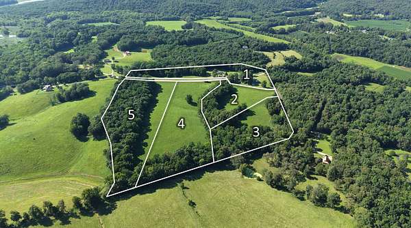 37 Acres of Land for Auction in Dover, Tennessee